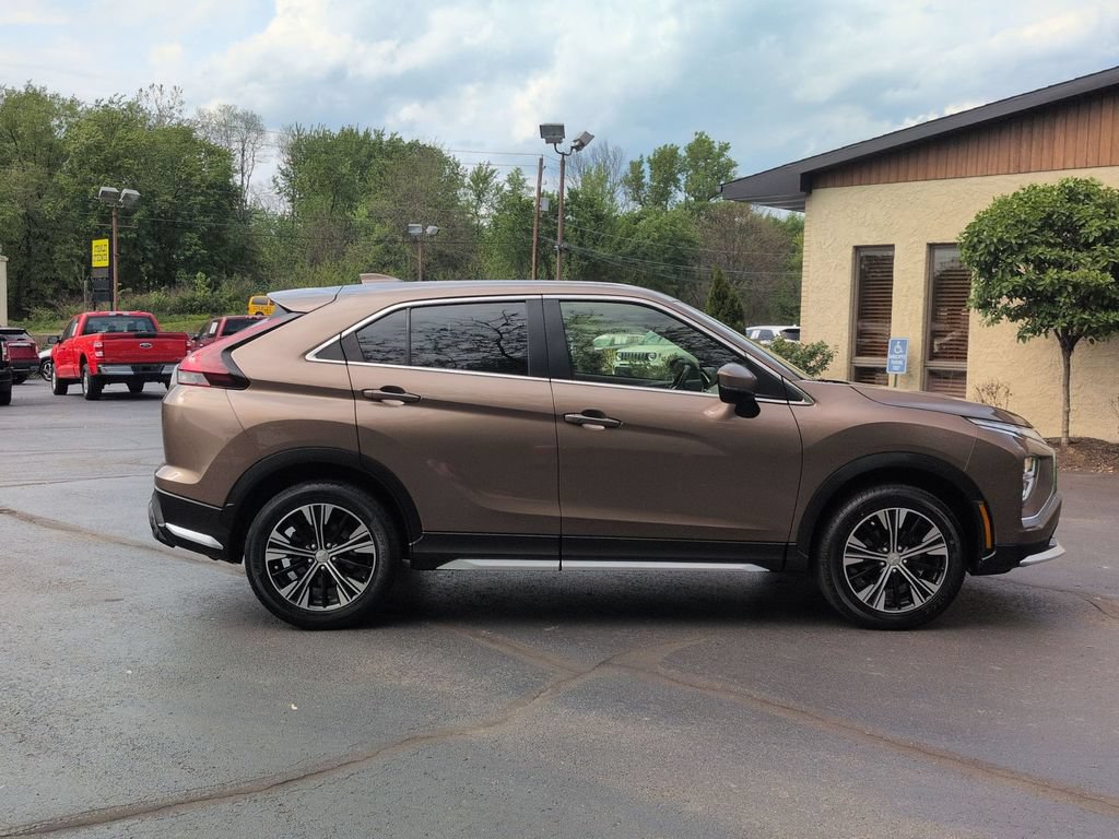 Used 2022 Mitsubishi Eclipse Cross SEL AWD/4WD image 4