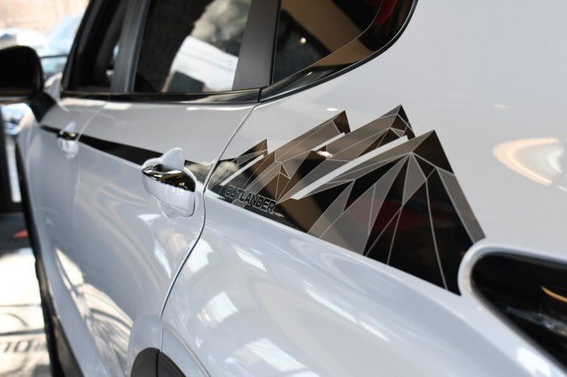 New 2026 Mitsubishi Outlander AWD image 18