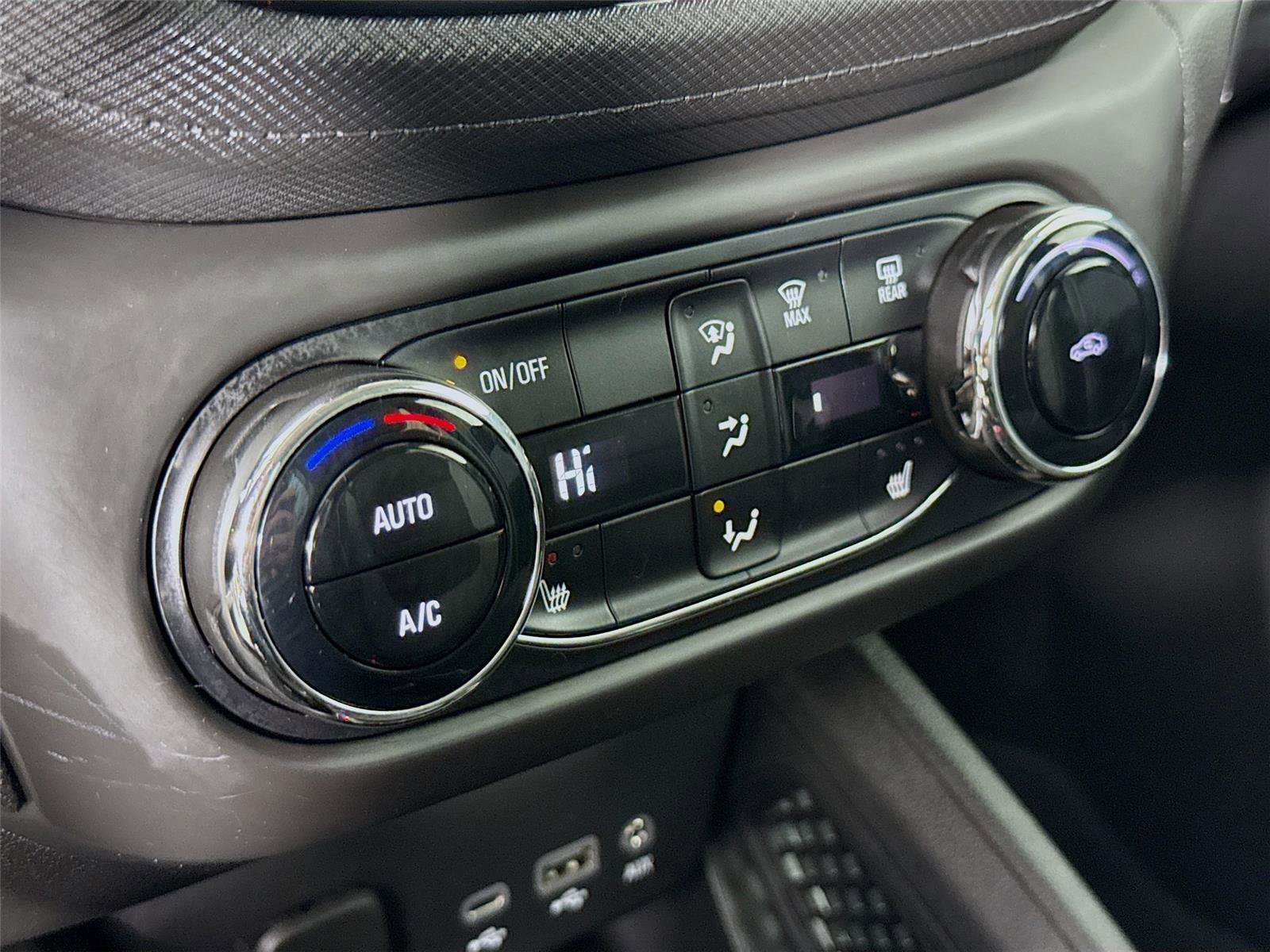 Used 2023 Chevrolet TrailBlazer LT w/ Convenience Package image 15