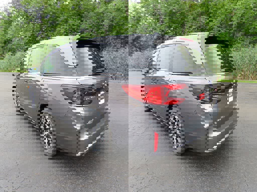 New 2026 Honda Odyssey EX-L image 4