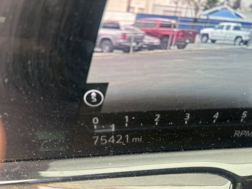 Used 2021 Cadillac Escalade Sport w/ Heavy-Duty Trailer Package image 17