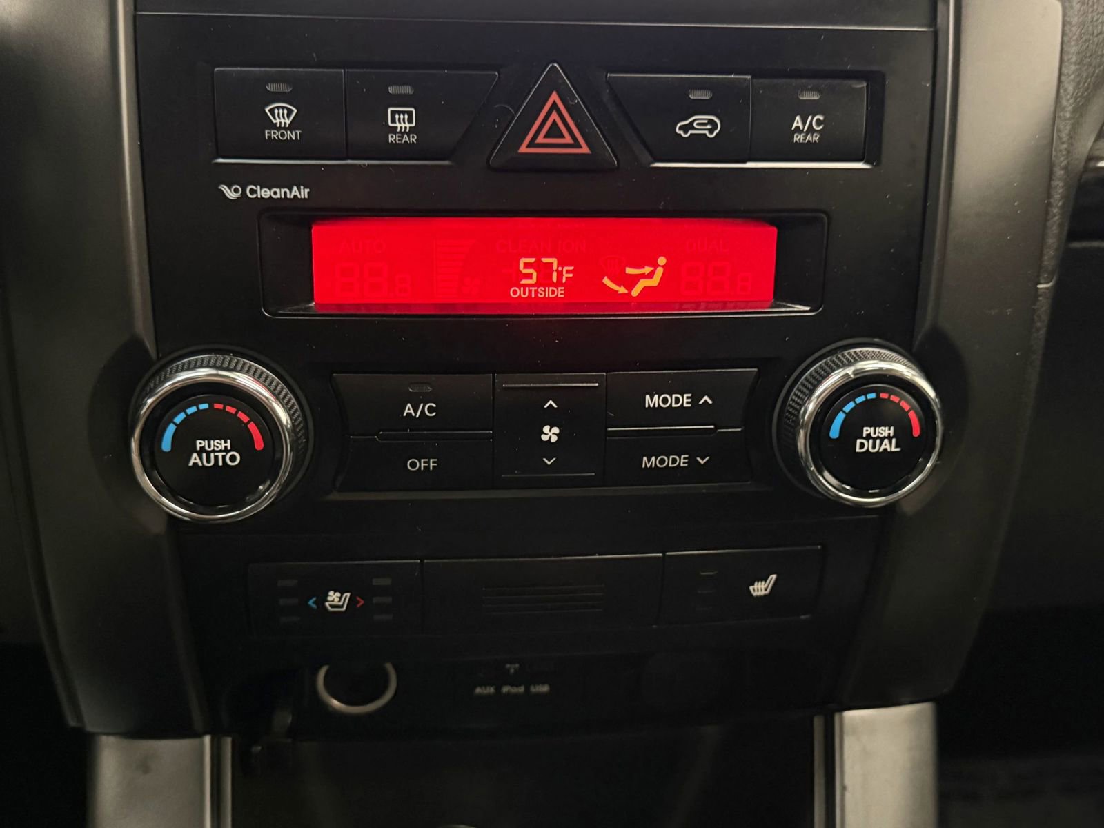 Used 2012 Kia Sorento SX w/ SX Premium Pkg image 31