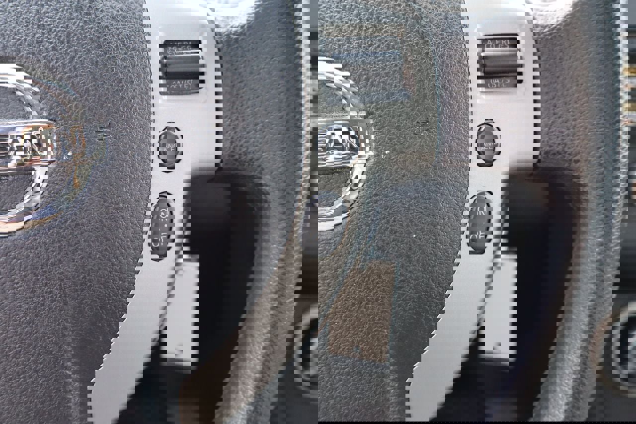 Used 2014 Nissan Rogue S w/ Convenience Package image 12