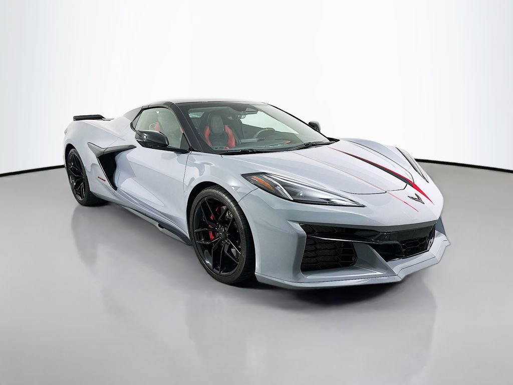 Used 2025 Chevrolet Corvette Z06 RWD image 7