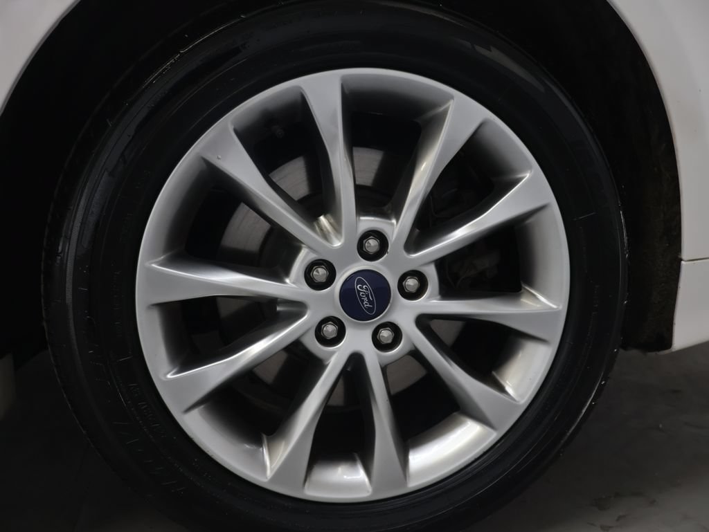 Used 2017 Ford Fusion Energi Platinum FWD image 34