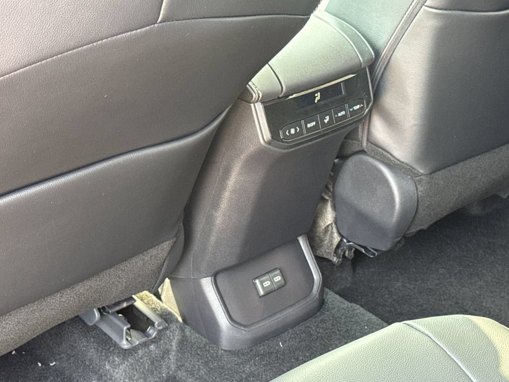 New 2026 Toyota Highlander XLE AWD/4WD image 36