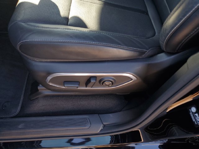 Used 2022 Jeep Wagoneer Series III AWD/4WD image 17