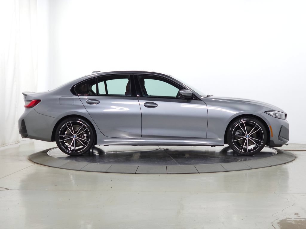 Used 2024 BMW 330i xDrive Sedan w/ M Sport Package AWD/4WD image 11