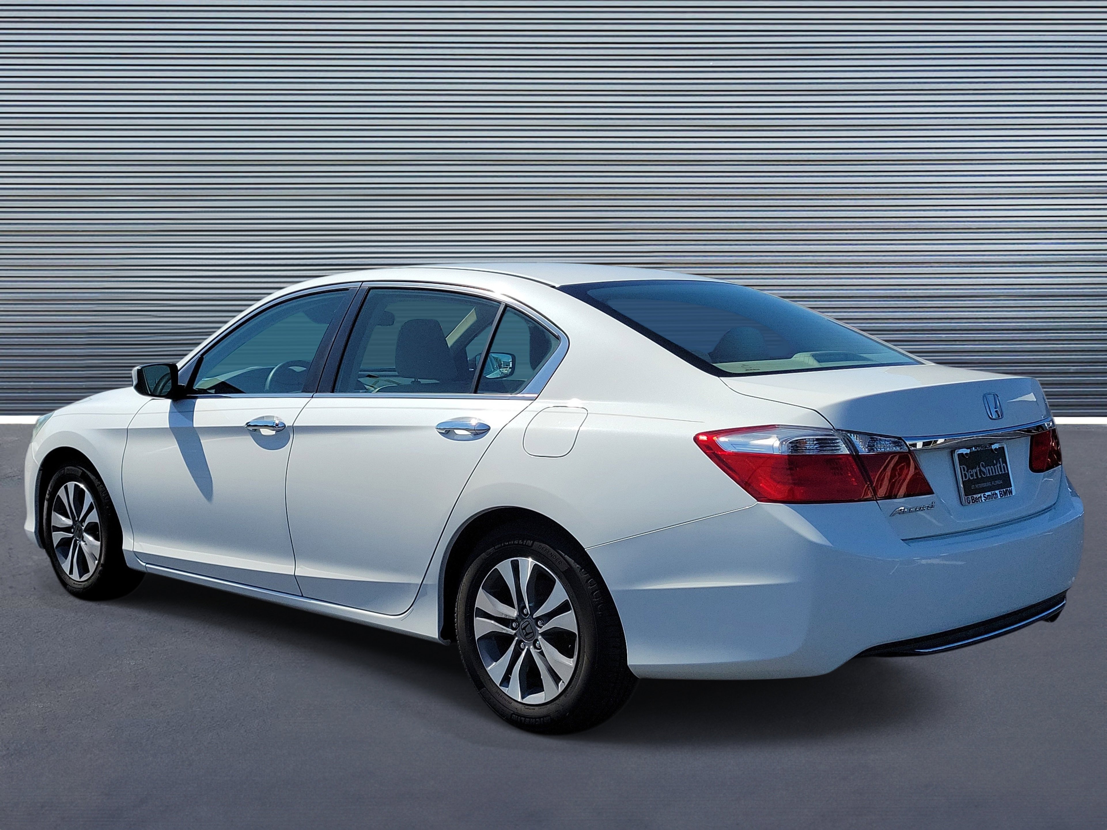 Used 2015 Honda Accord LX image 4