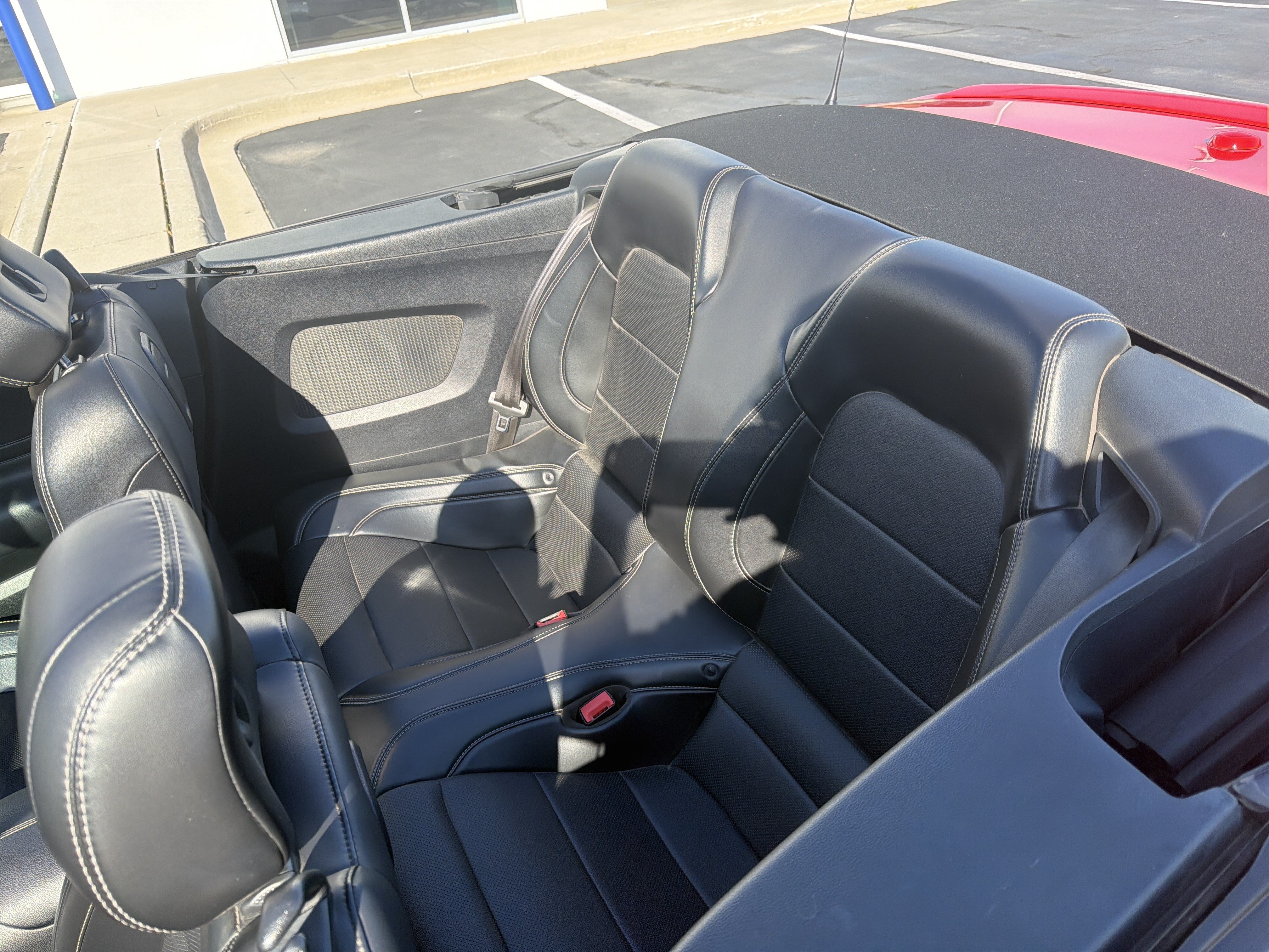 Used 2019 Ford Mustang Premium w/ Equipment Group 201A RWD image 26