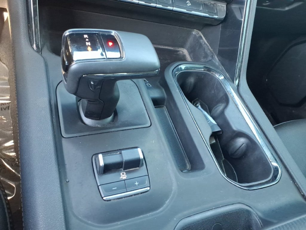 Used 2025 GMC Sierra 1500 AT4 AWD/4WD image 13
