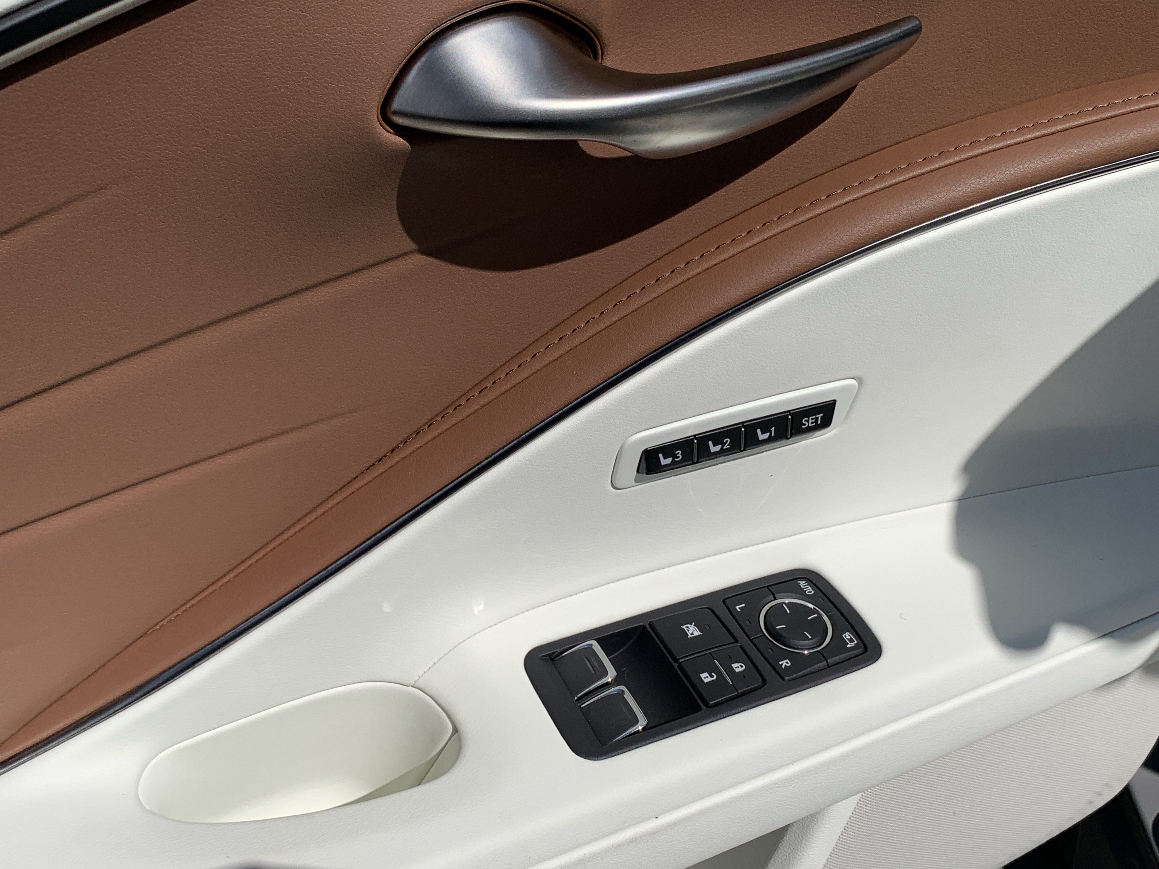 Used 2026 Lexus LC 500 Convertible w/ Inspiration Series RWD image 15