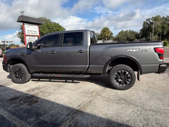 Used 2021 Nissan Titan PRO-4X w/ Pro-4x Convenience Package AWD/4WD image 8