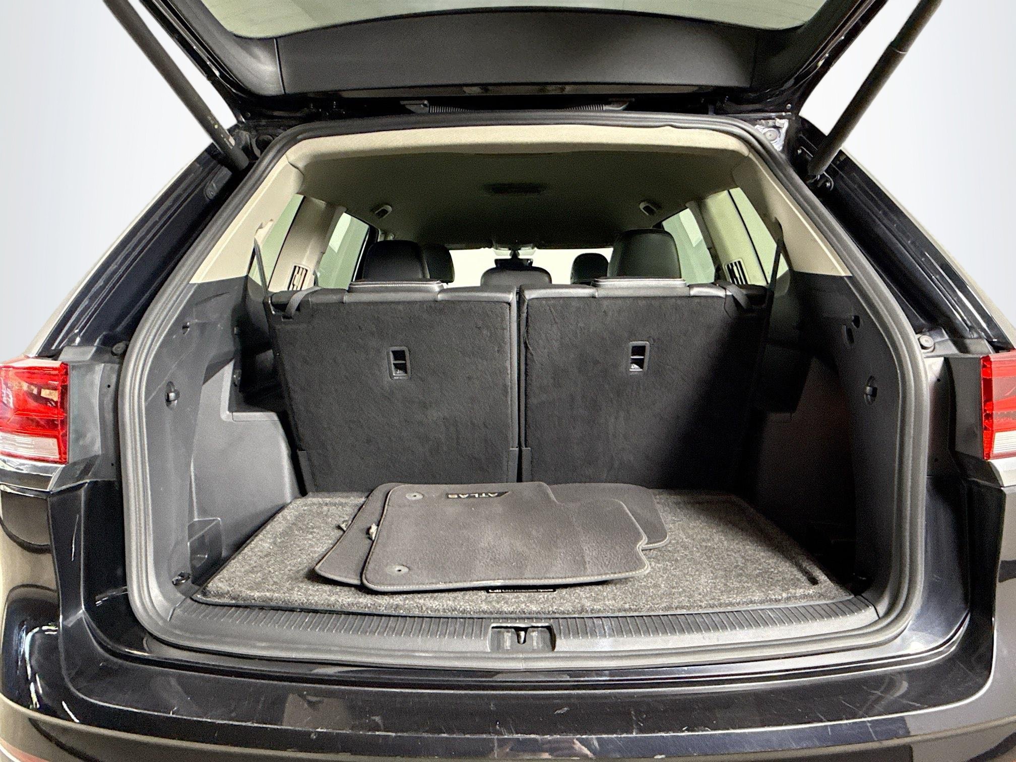 Used 2023 Volkswagen Atlas SE FWD image 33