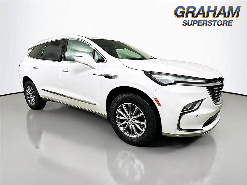 Used 2023 Buick Enclave Essence w/ Trailering Package, 5000 lbs.