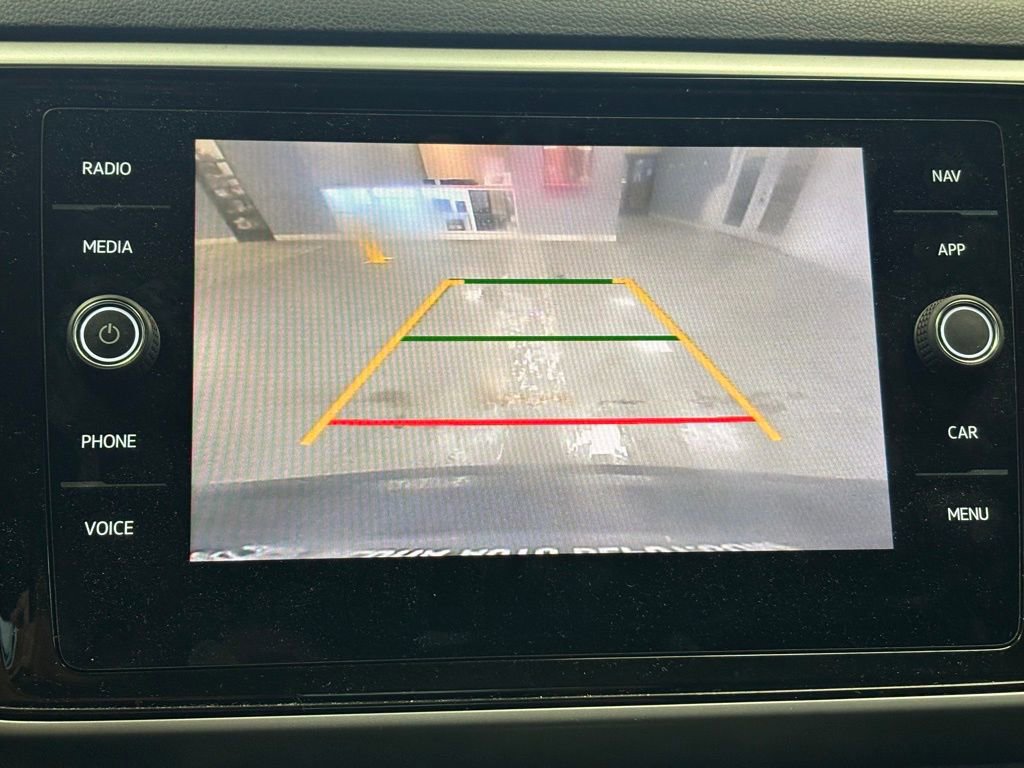 Used 2021 Volkswagen Atlas Cross Sport SEL R-Line image 18