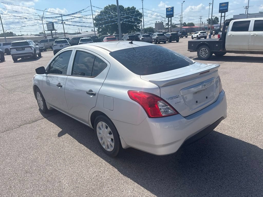 Used 2018 Nissan Versa S Plus FWD image 4