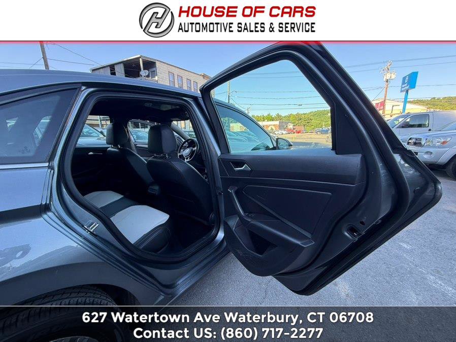 Used 2019 Volkswagen Jetta R-Line FWD image 26