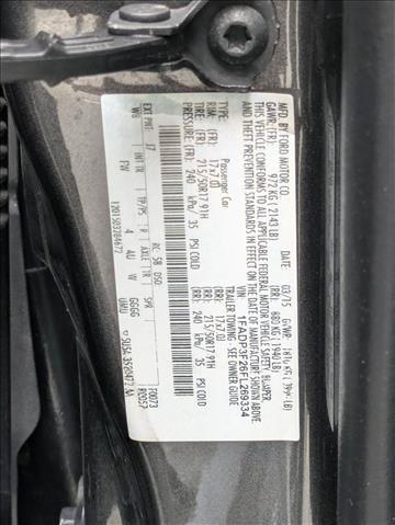 Used 2015 Ford Focus SE w/ Equipment Group 201A FWD image 16