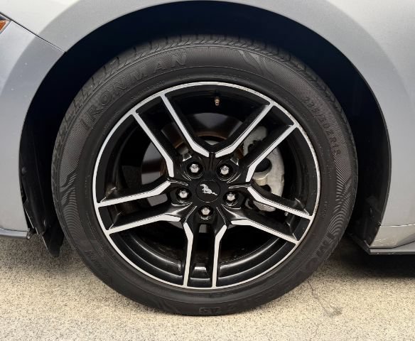 Used 2020 Ford Mustang Premium RWD image 34