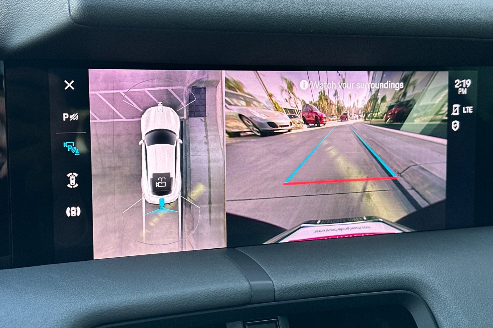 Used 2022 Porsche Taycan image 19