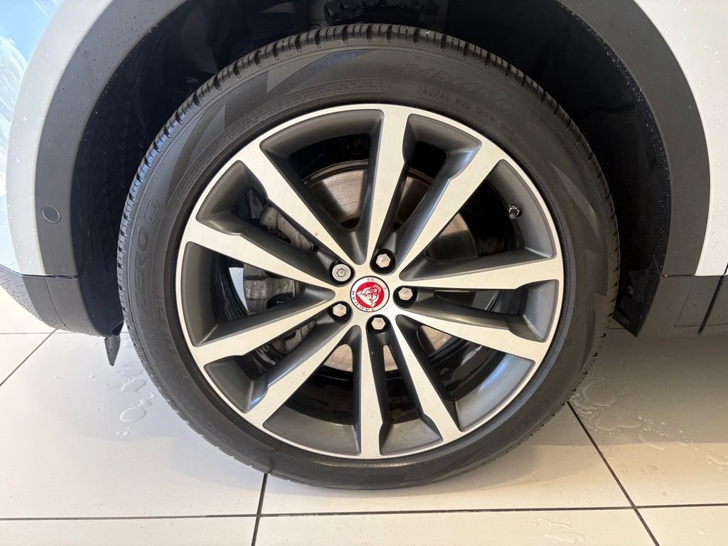 Used 2019 Jaguar E-PACE SE AWD/4WD image 11
