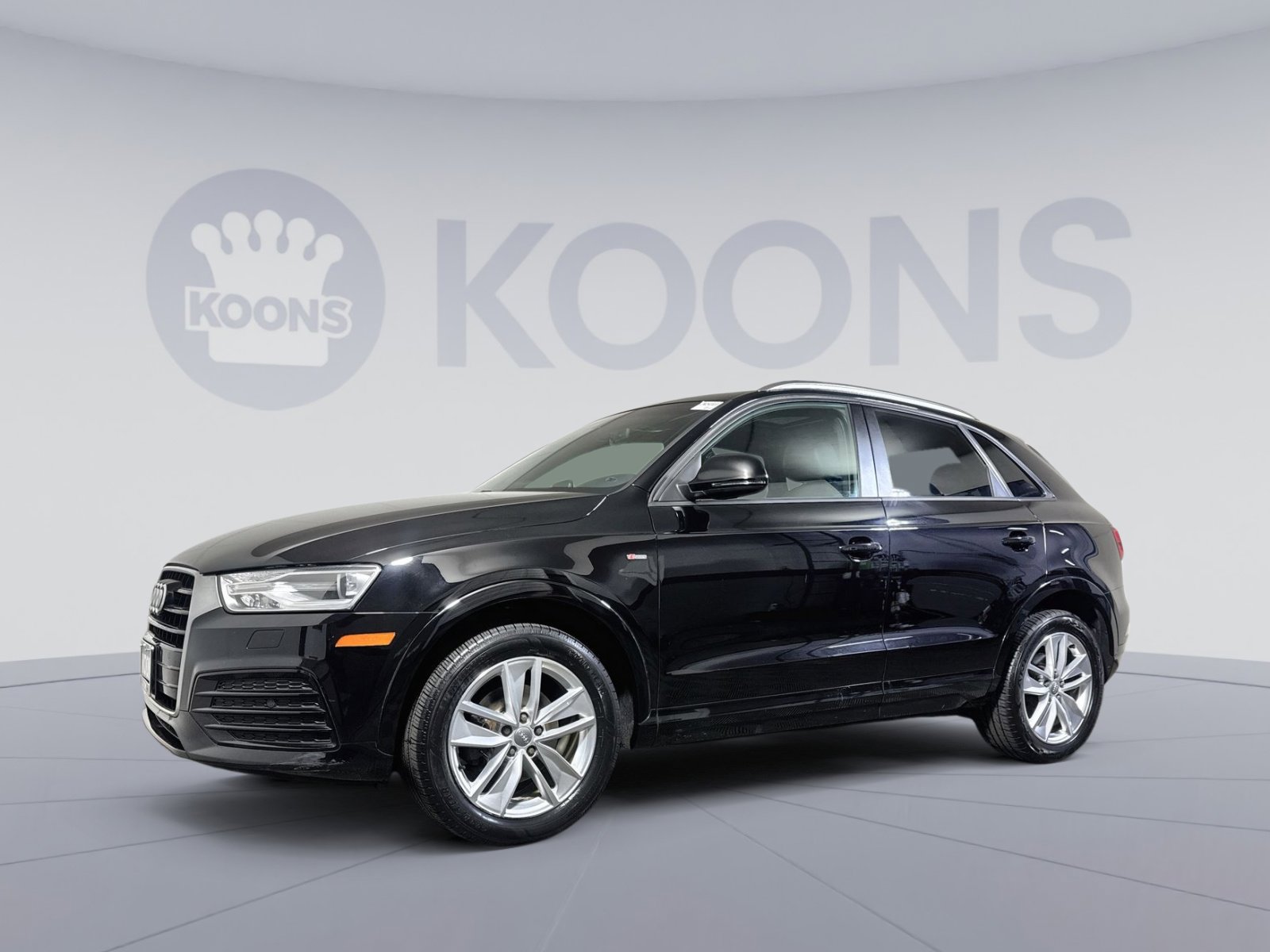 Used 2018 Audi Q3 2.0T Premium FWD image 1