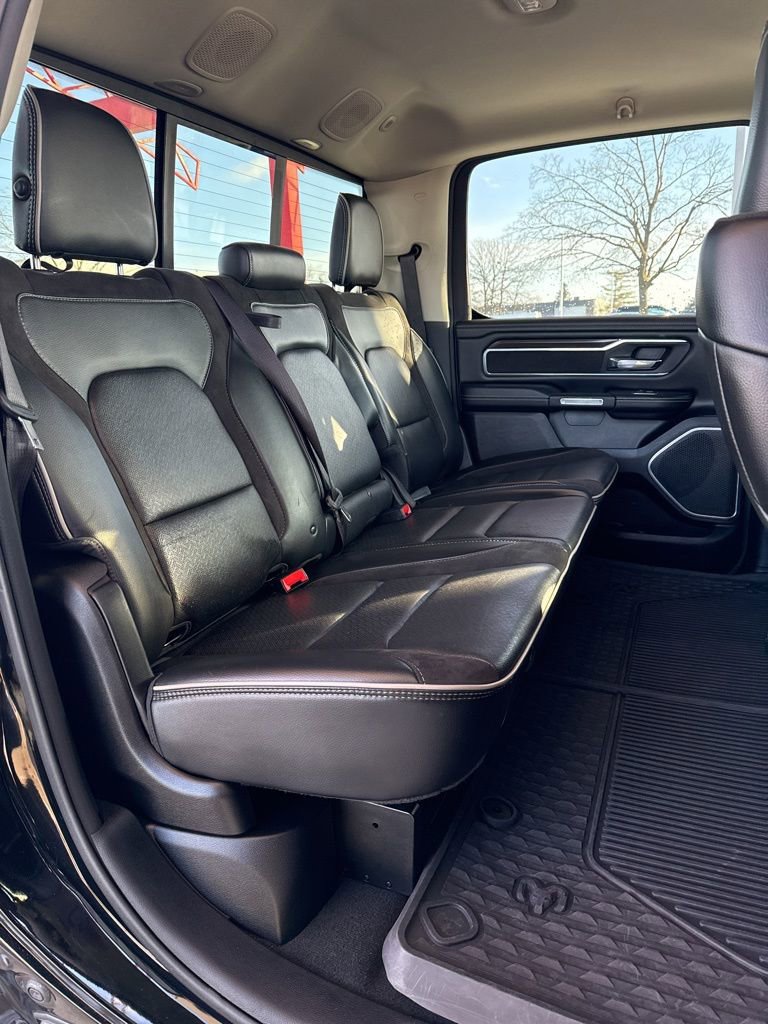 Used 2022 RAM 1500 Laramie AWD/4WD image 29