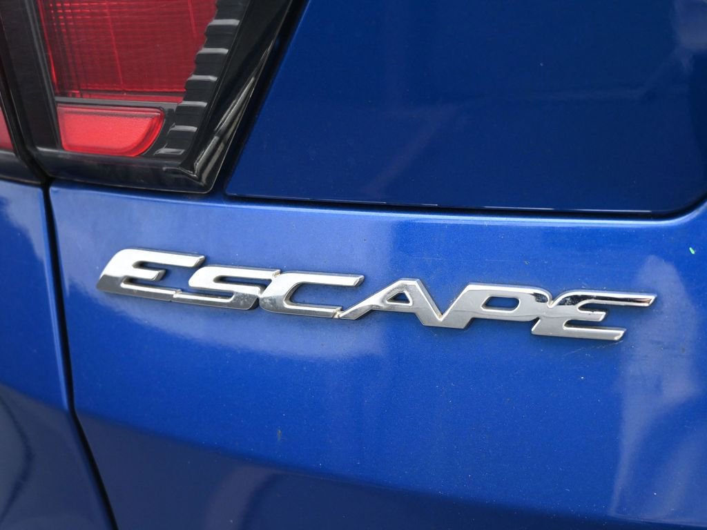 Used 2017 Ford Escape SE image 25