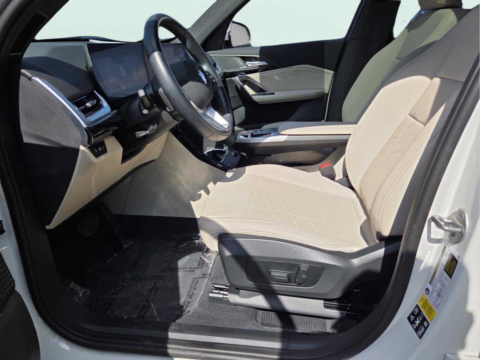 Certified 2023 BMW X1 xDrive28i w/ Convenience Package AWD/4WD image 9