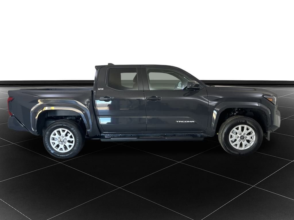 Used 2025 Toyota Tacoma SR5 image 6