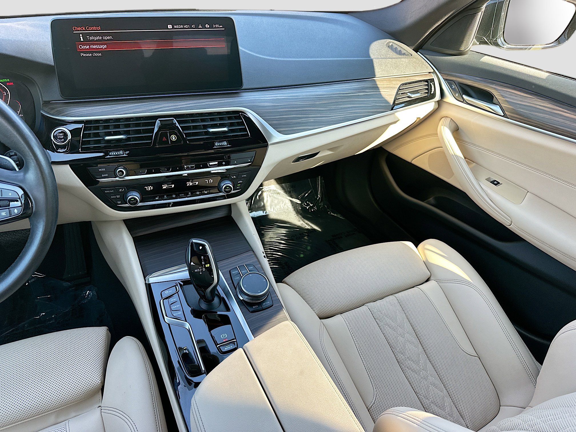 Used 2022 BMW 530i w/ Convenience Package image 24