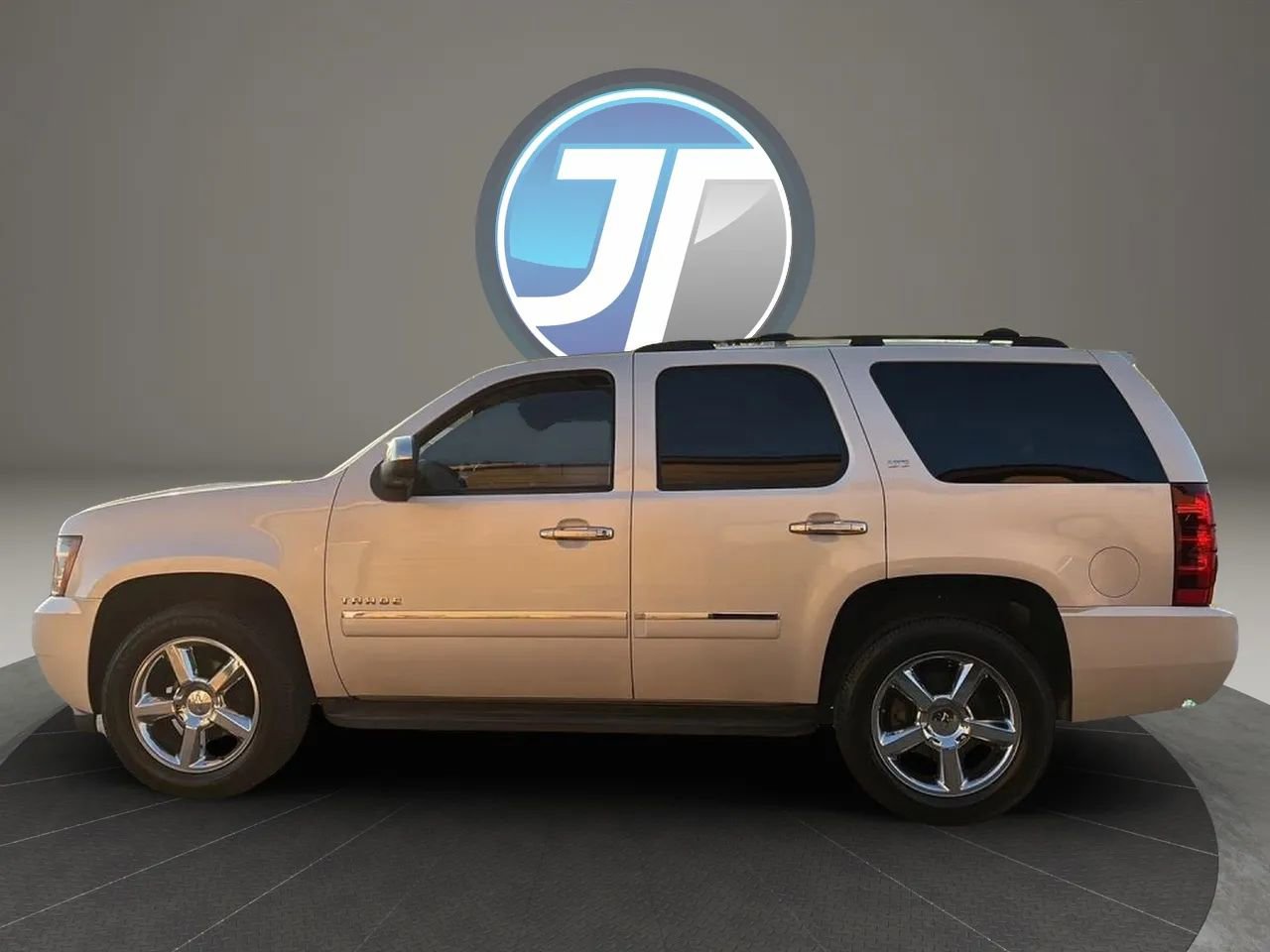 Used 2012 Chevrolet Tahoe LTZ image 18