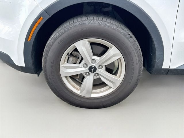 Certified 2023 Kia Sorento LX AWD/4WD image 28