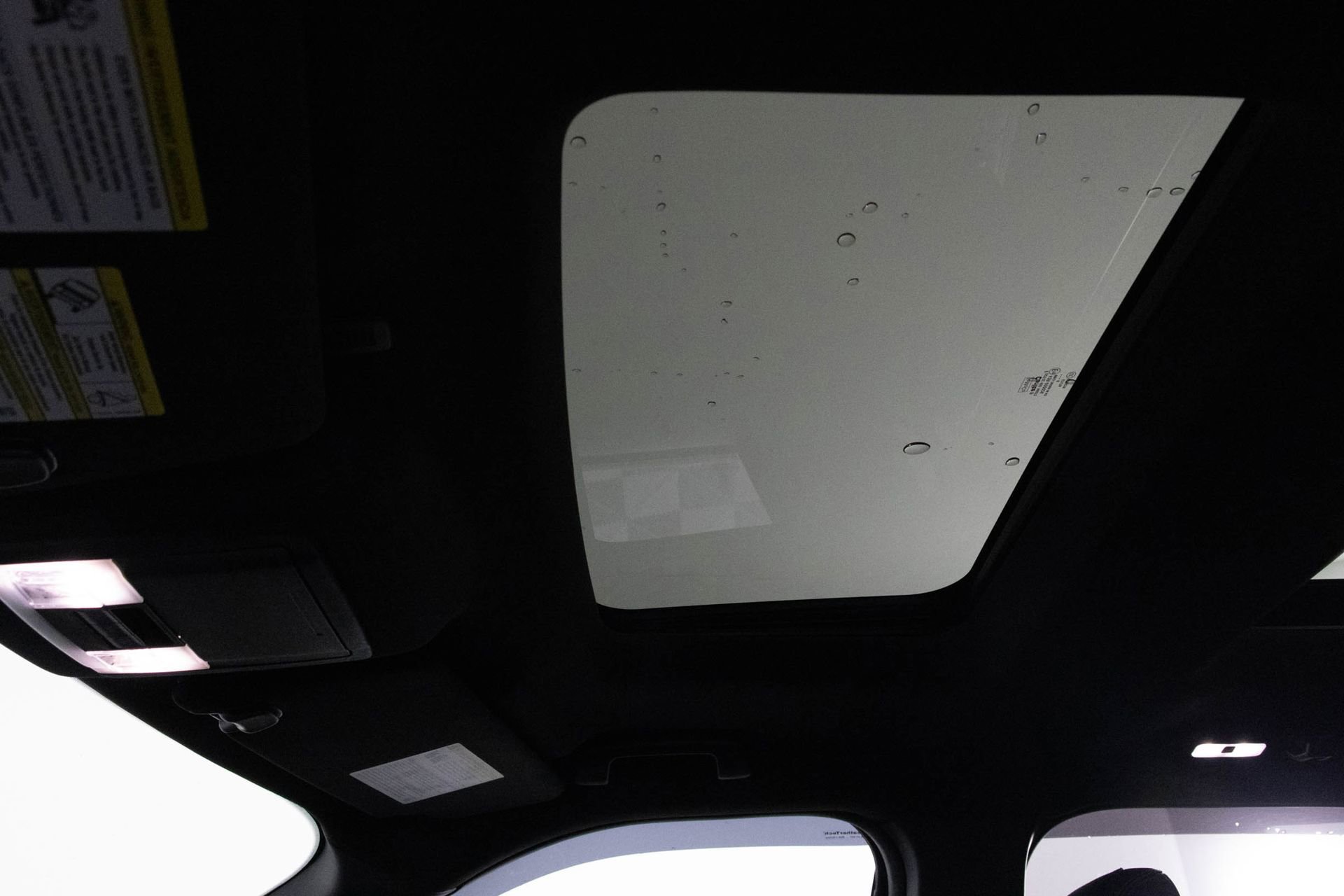 Used 2018 Ford Explorer Sport image 32