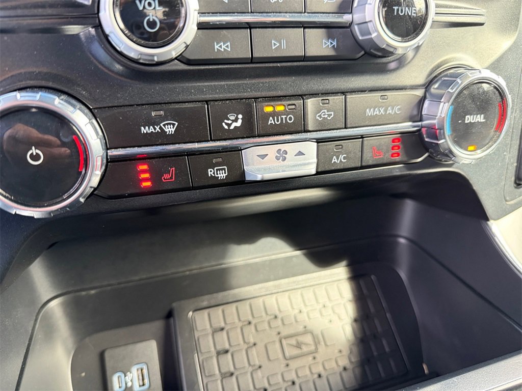 Certified 2024 Ford F150 XLT w/ Equipment Group 302A MID image 22