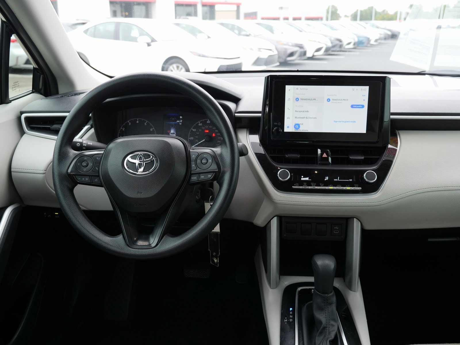 Used 2024 Toyota Corolla Cross L image 17