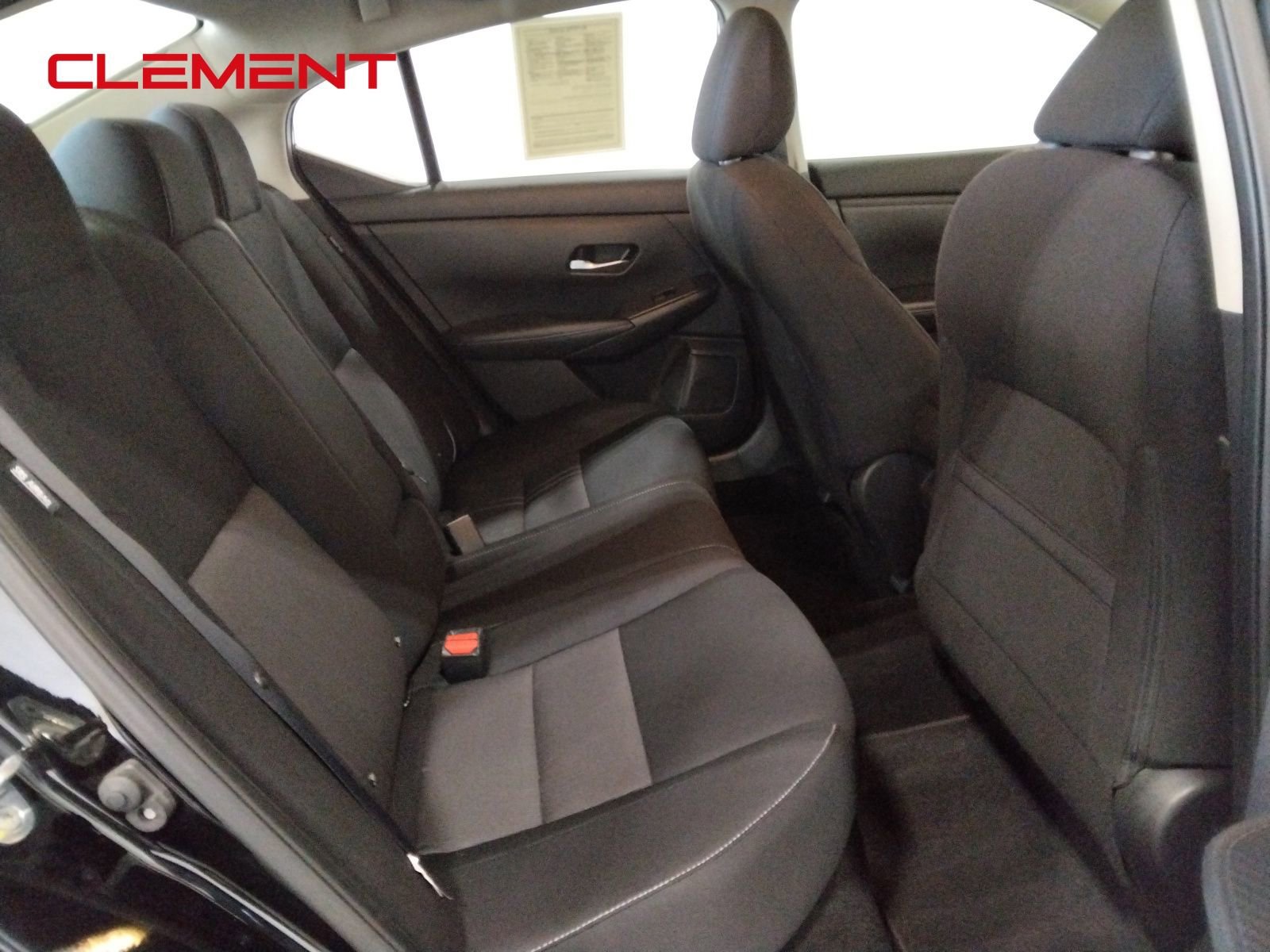 Used 2022 Nissan Sentra SV FWD image 32