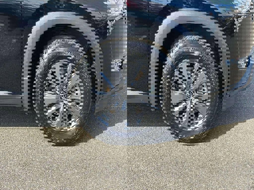 Certified 2025 Nissan Pathfinder S image 7