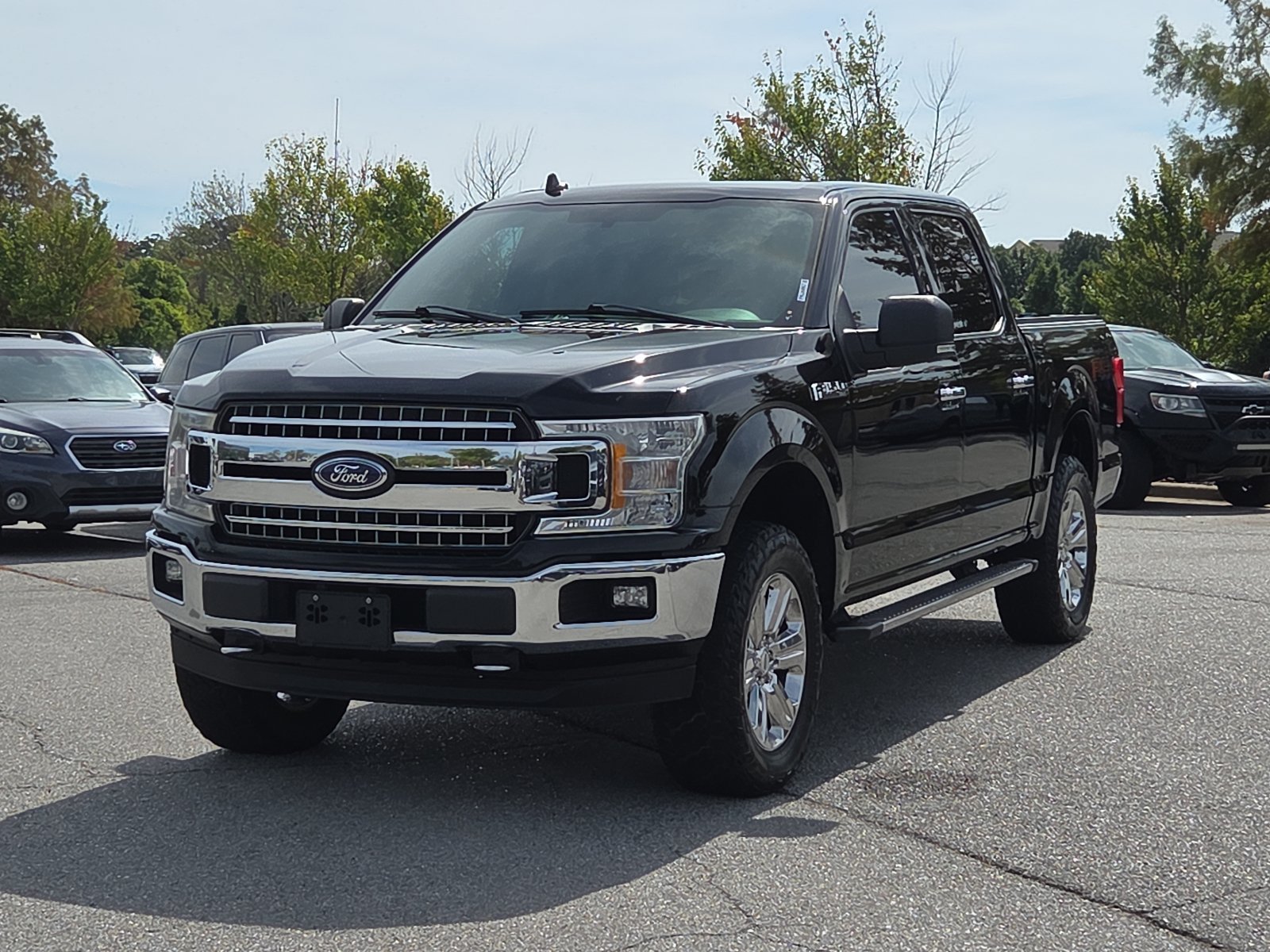 Used 2018 Ford F150 XLT w/ Equipment Group 302A Luxury AWD/4WD image 2