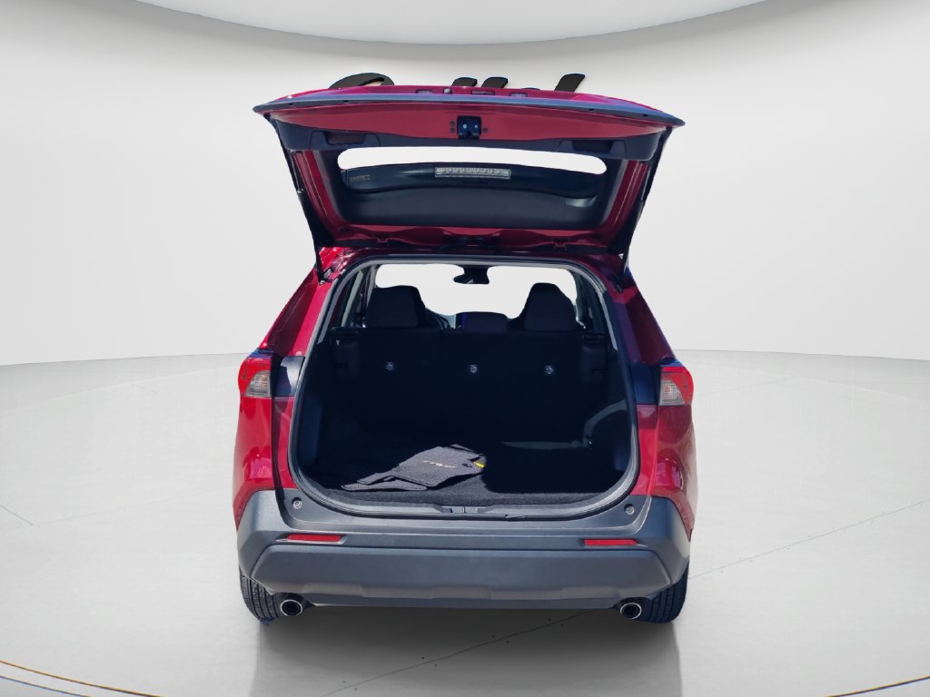 Certified 2023 Toyota RAV4 LE FWD image 9