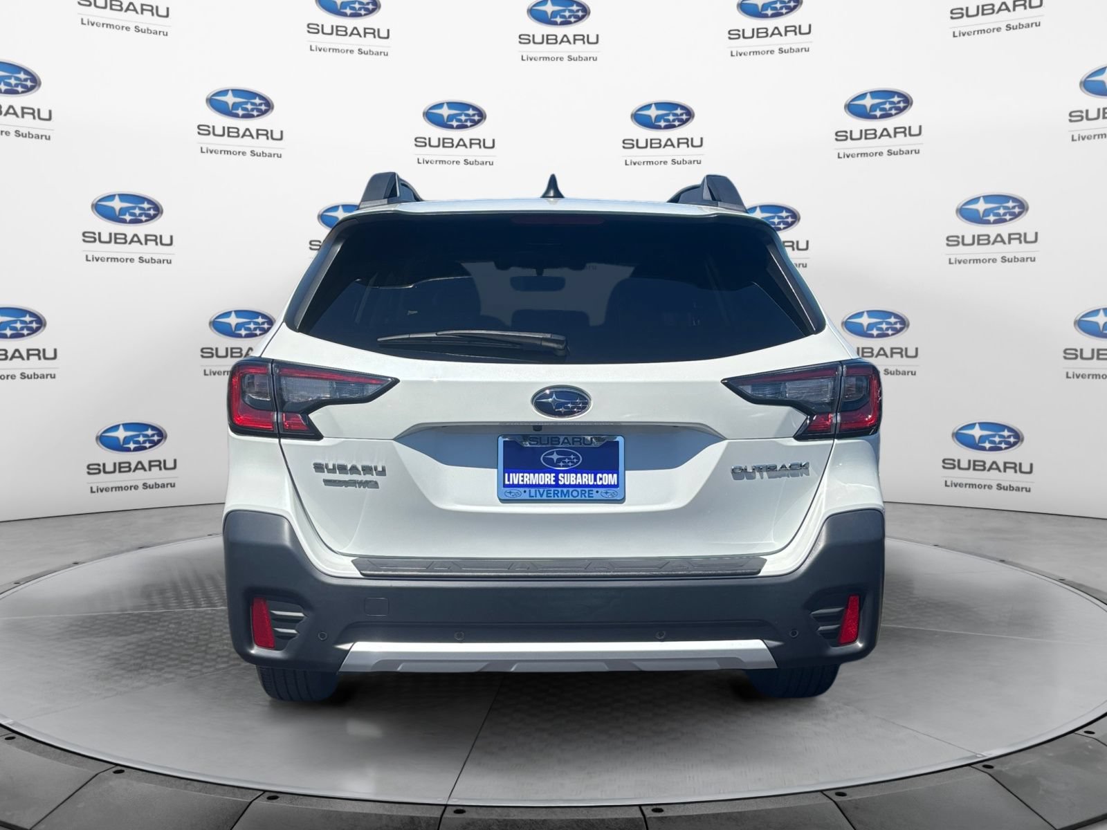 Used 2021 Subaru Outback Limited w/ Popular Package #2 AWD/4WD image 4