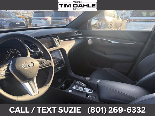 Certified 2025 INFINITI QX55 Essential AWD/4WD image 9
