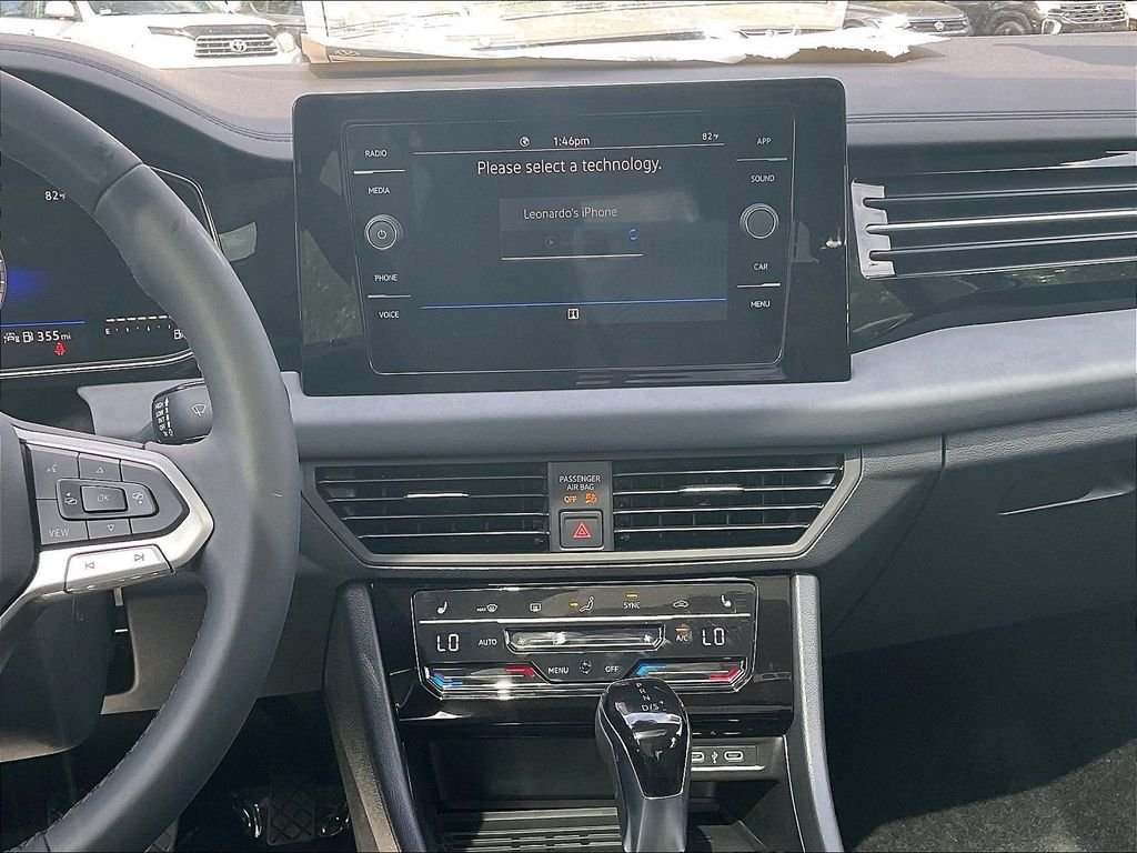 New 2026 Volkswagen Jetta SE FWD image 13