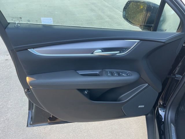 New 2025 Cadillac XT5 Luxury w/ LPO, Floor Liner Package image 13