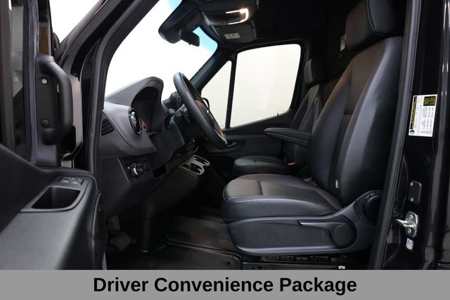 Used 2022 Mercedes-Benz Sprinter 2500 image 18