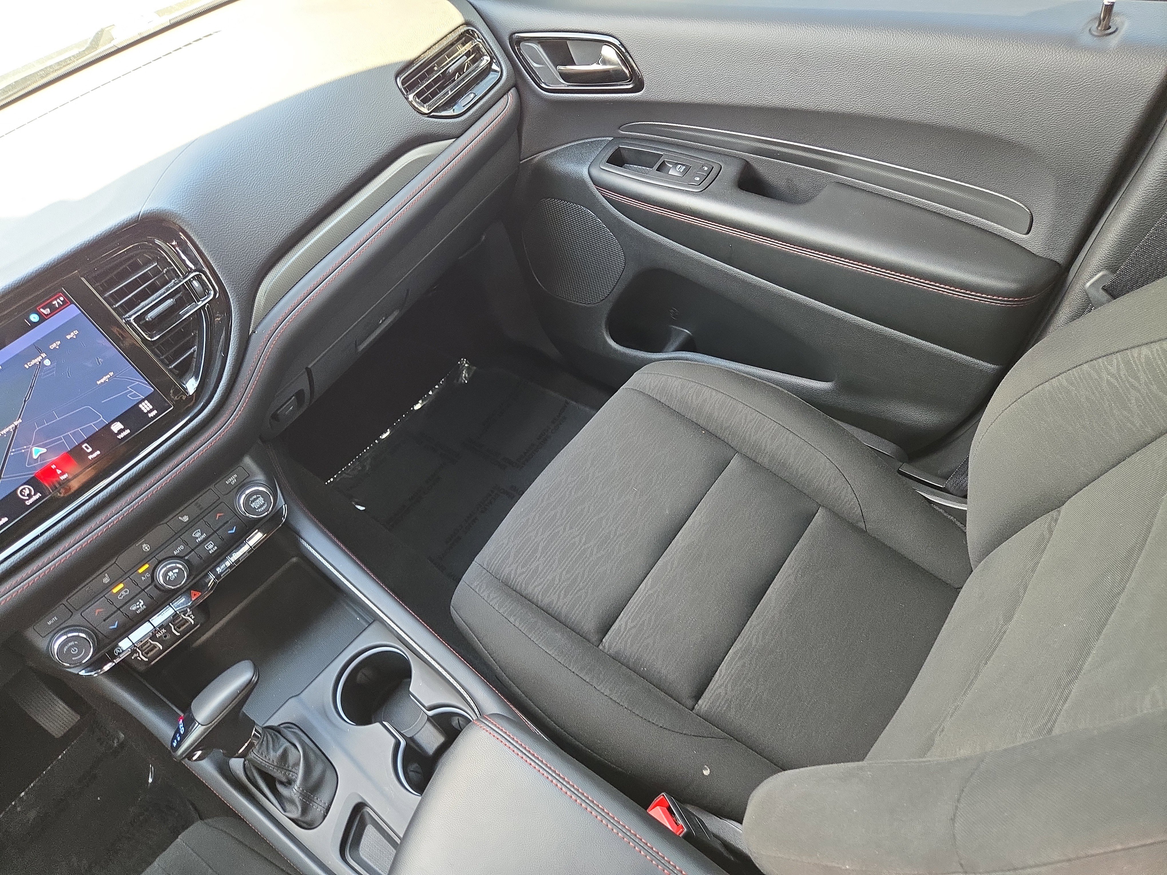 Used 2025 Dodge Durango GT w/ Blacktop Package image 16