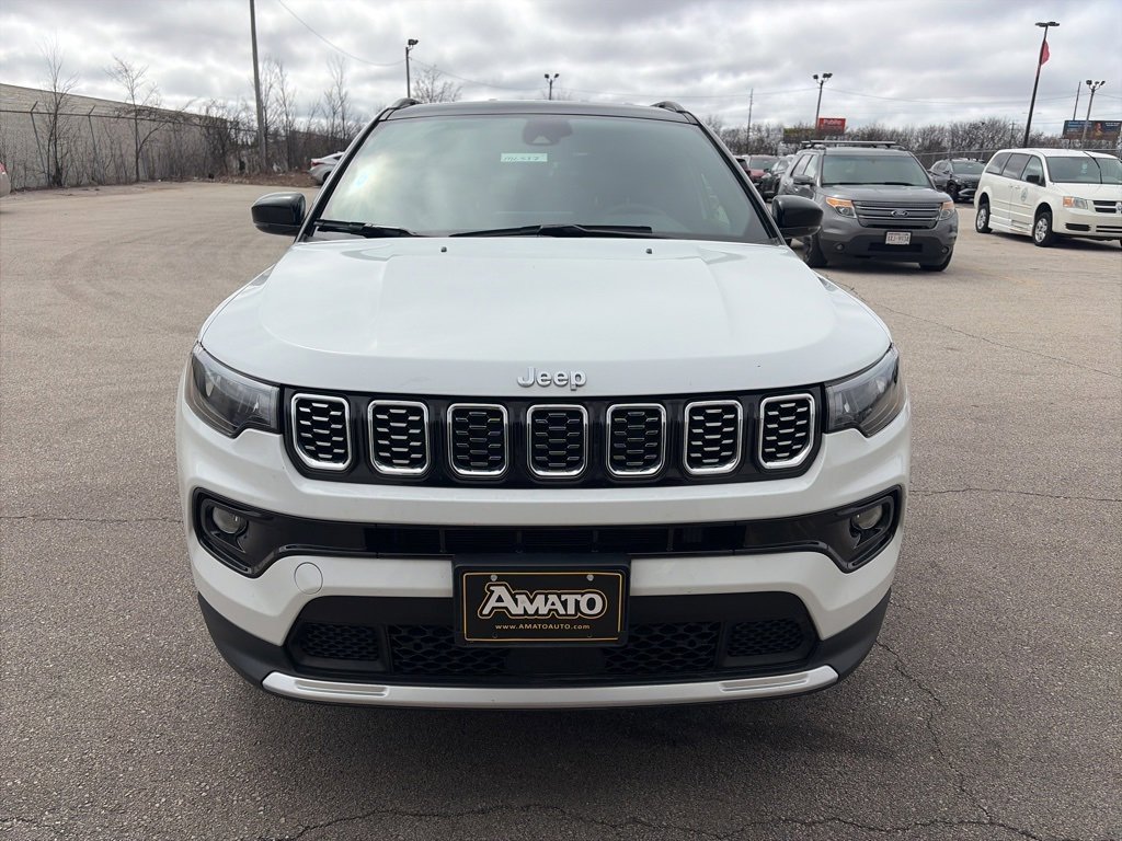 Used 2025 Jeep Compass Limited AWD/4WD image 9