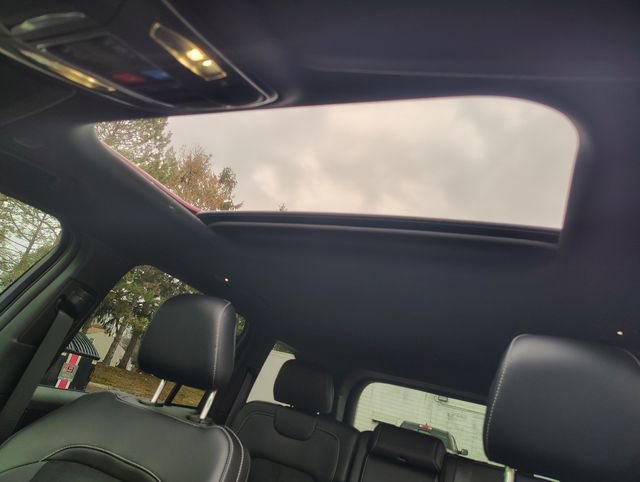 New 2025 Jeep Grand Cherokee Altitude image 31