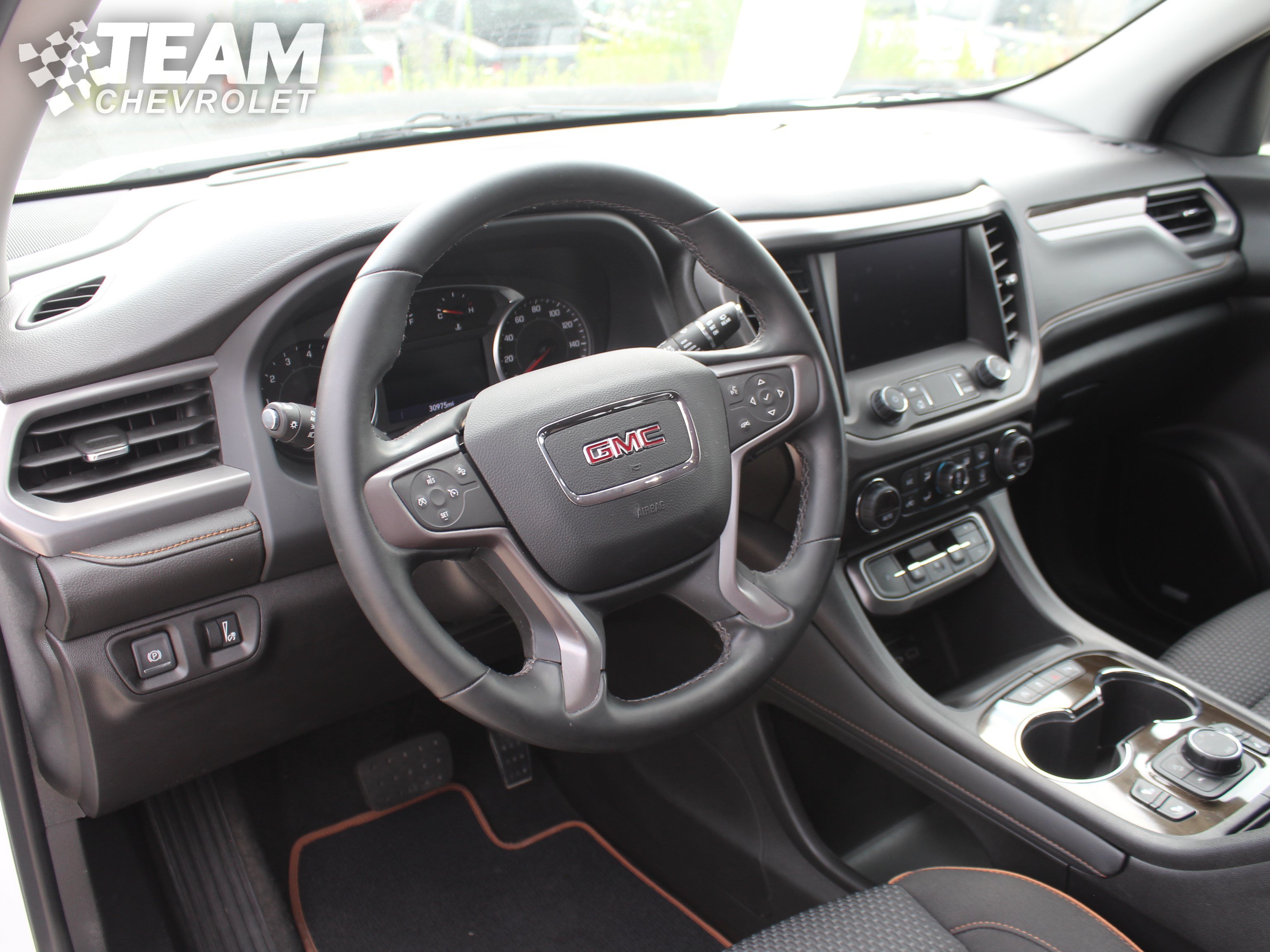 Used 2023 GMC Acadia AT4 AWD/4WD image 12